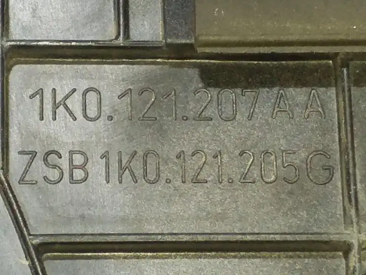 Volkswagen PASSAT B6 (2005 - 2010) 1K0121207AA Дифузор радиатора — фото 2