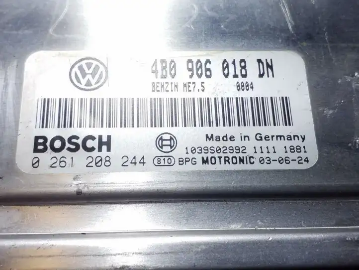 Volkswagen PASSAT B5.5 (2001 - 2005) 4B0906018DN Блок управления двигателем (ECU) — фото 2