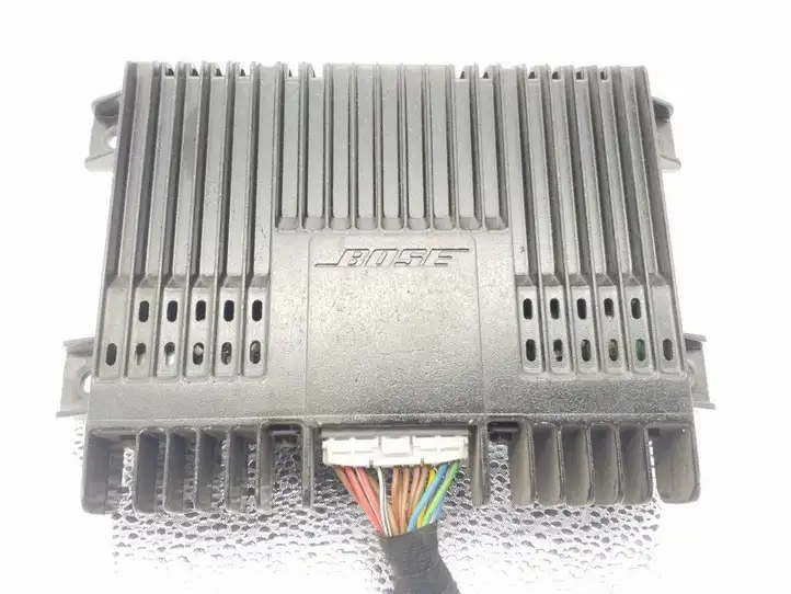 Audi A3/S3 8L (2000 - 2003) 8L0035223 Усилитель звука — фото 1
