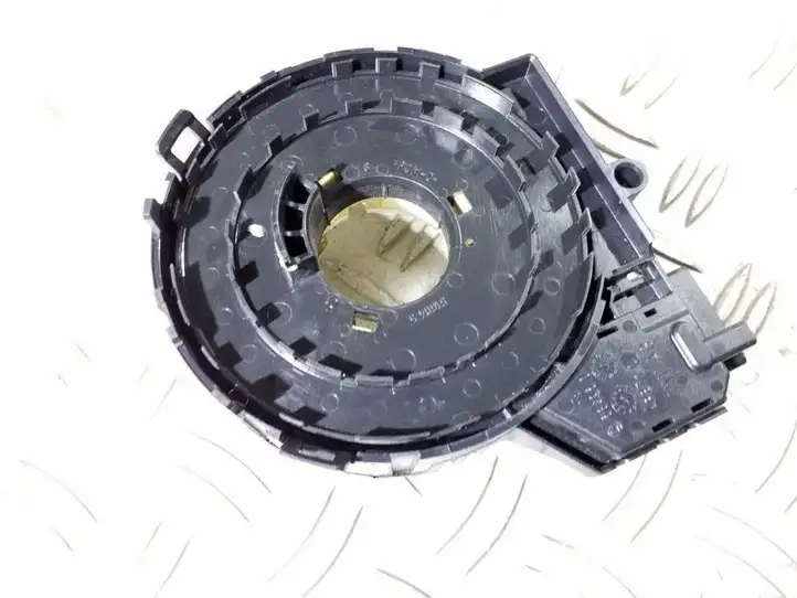 Volkswagen PASSAT B6 (2005 - 2010) 3C0959653 Контактное кольцо SRS — фото 2