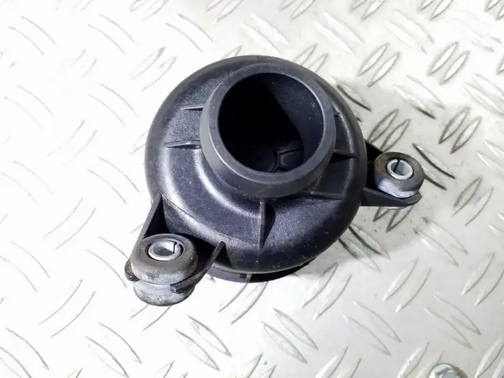 Volkswagen Jetta V (2005 - 2010) 1K0145700A Резонатор впуска — фото 3