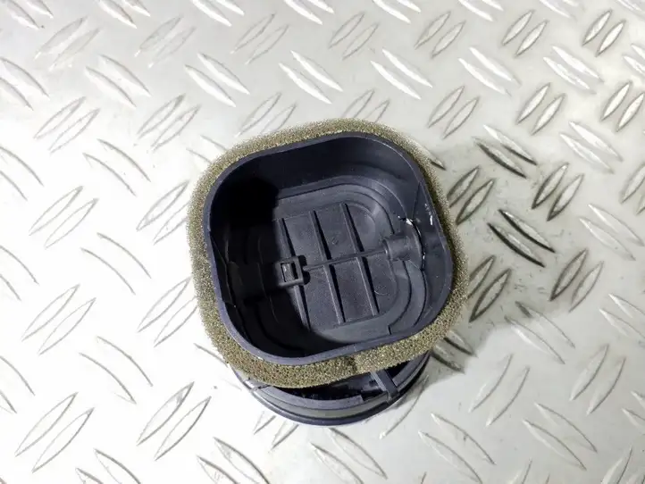 Audi TT Mk1 (1998 - 2003) 8N0820901A Боковой воздушный дефлектор — фото 2