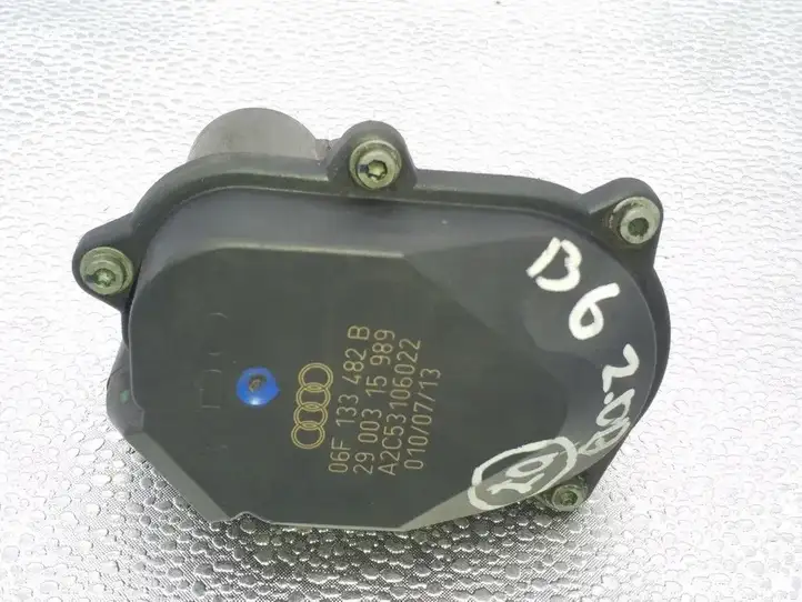 Volkswagen PASSAT B6 (2005 - 2010) 06F133482B Электрозадвижка двигателя — фото 1