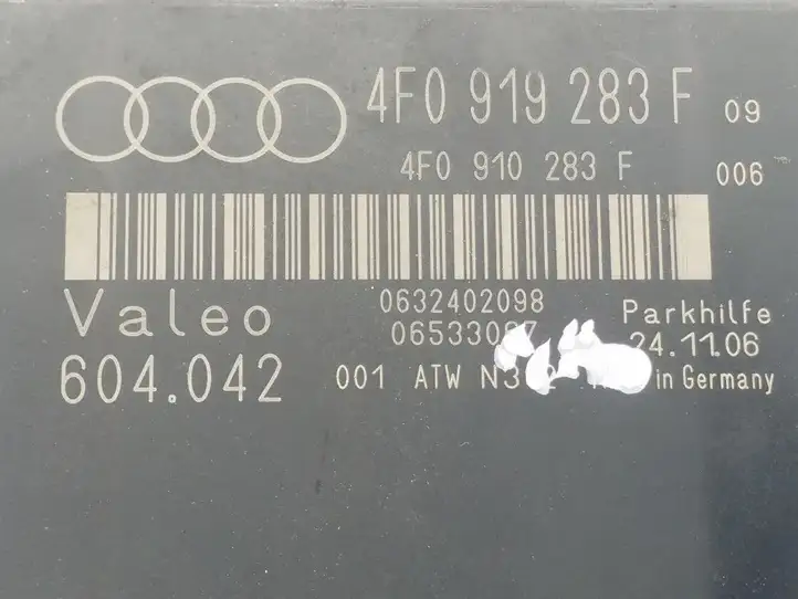 Audi Q7 4L (2005 - 2009) 4F0919283F Блок управления парктрониками — фото 2