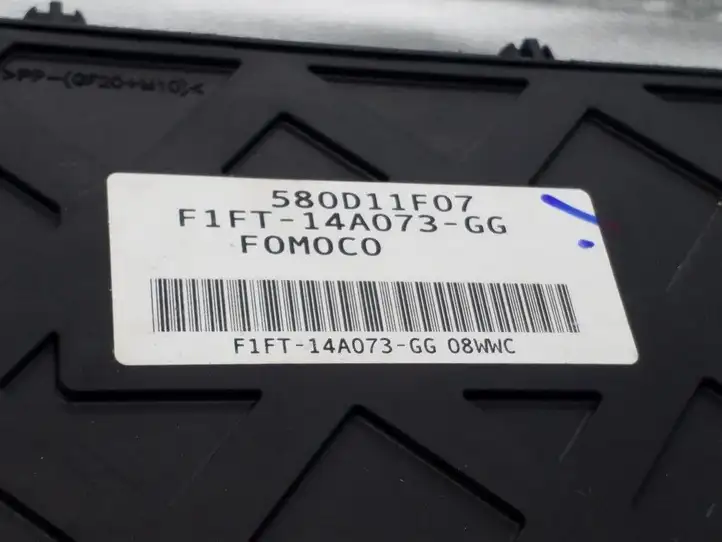 Ford Focus (2011 - 2015) F1FT14A073GG Блок управления электропитанием — фото 2