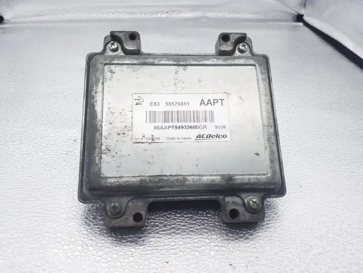 Opel Corsa D (2010 - 2014) 55576691 Блок управления двигателем (ECU) — фото 2