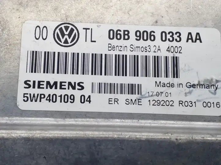 Volkswagen PASSAT B5.5 (2001 - 2005) 06B906033AA Блок управления двигателем (ECU) — фото 3