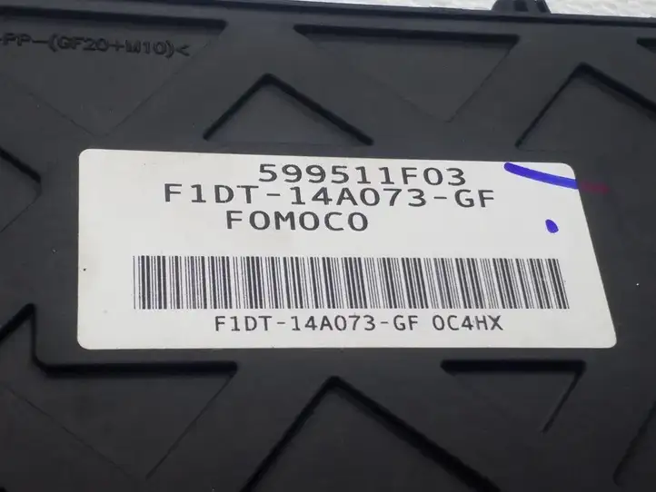 Ford Focus (2015 - 2019) F1DT14A073CF Блок управления электропитанием — фото 4