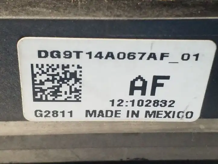 Ford Fusion II (2013 - ) DG9T14A067AF Блок управления электропитанием — фото 4