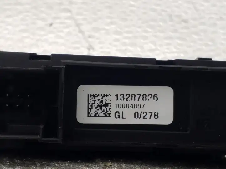 Opel Meriva B (2010 - 2014) 13287826 Включатель аварийных фонарей — фото 2