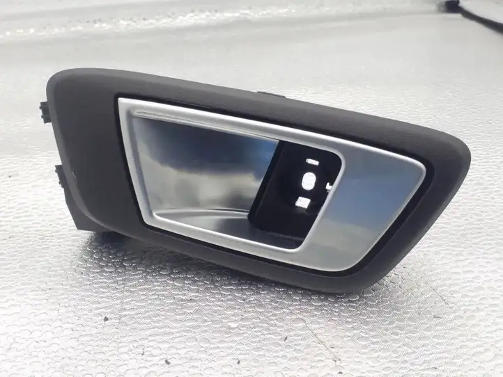 Ford Fiesta (2009 - 2012) AE83A22601C Внутренняя ручка двери — фото 1