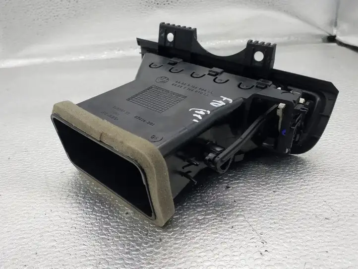 BMW 5 F10 F11 (2009 - 2016) F5916688408 Боковой воздушный дефлектор — фото 2