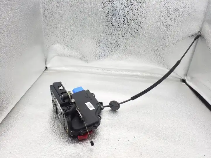 Volkswagen Touran I (2003 - 2010) 3D2837015K Замок передней двери — фото 2