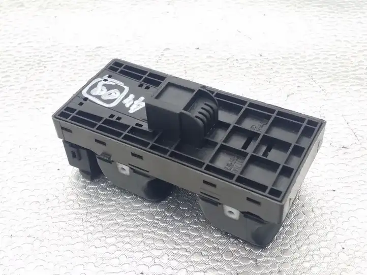 Audi A4 S4 B8 8K (2007 - 2011) 8K0959851D Кнопка стеклоподъемников — фото 3