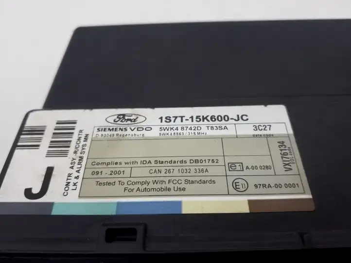 Ford Focus (1998 - 2004) 1S7T15K600JC Модуль комфорта — фото 3