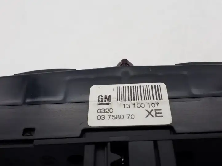 Opel Zafira B (2003 - 2006) 13100107 Включатель аварийных фонарей — фото 2