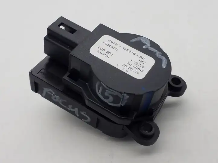 Ford Focus (2011 - 2015) AV6N19E616AA Двигатель задвижки потока воздуха — фото 1