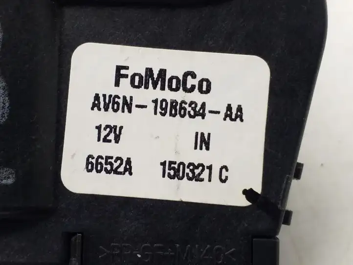 Ford Focus (2011 - 2015) AV6N19B634AA Двигатель задвижки потока воздуха — фото 2