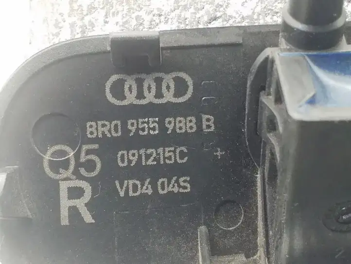 Audi Q5 SQ5 (2008 - 2012) 8R0955988B Форсунка омывателя лобового стекла — фото 4