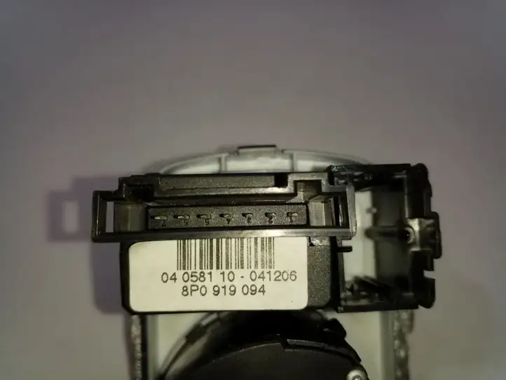 Audi A3/S3 8P (2004 - 2008) 8P0919094 Включатель фонарей — фото 4