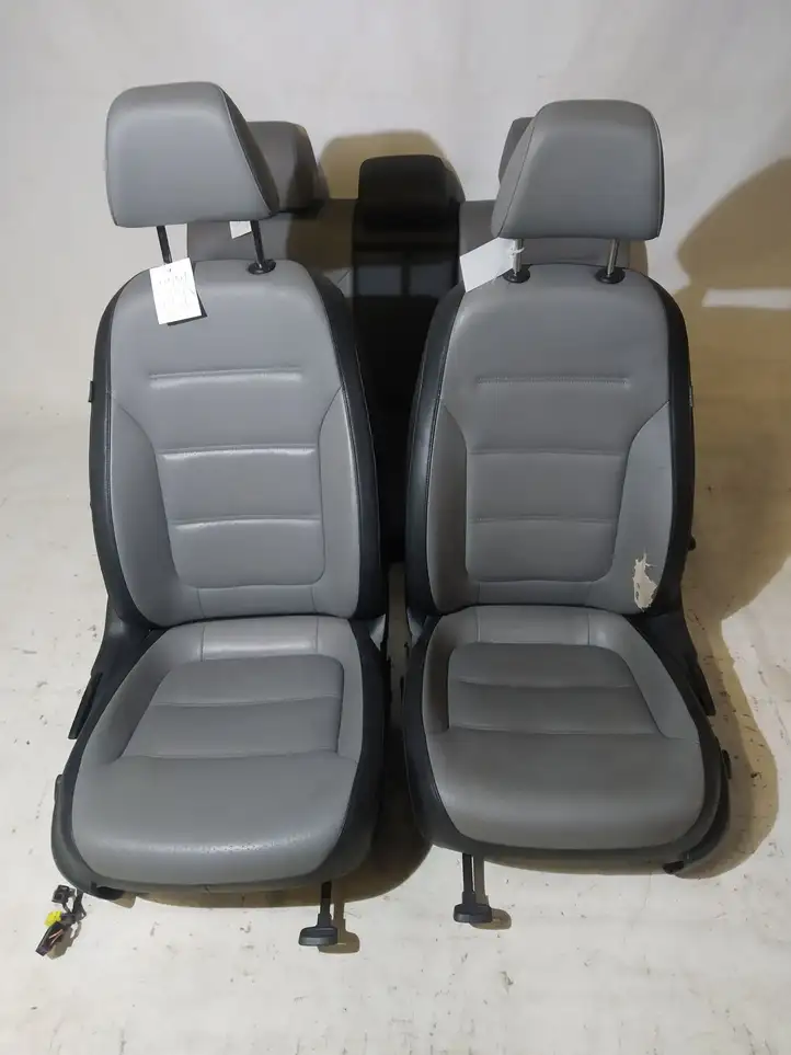 Volkswagen Jetta VI (2011 - 2018) Комплект отделки дверей — фото 11