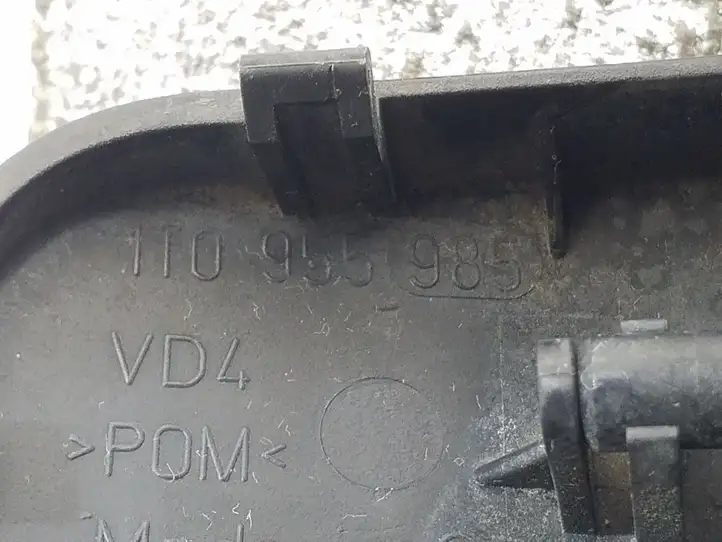 Volkswagen Golf V (2003 - 2009) 1T0955985 Форсунка омывателя лобового стекла — фото 3