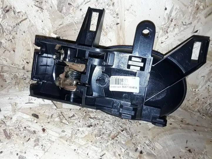 Nissan Juke I F15 (2010 - 2018) 80671BA61A Внутренняя ручка двери — фото 2