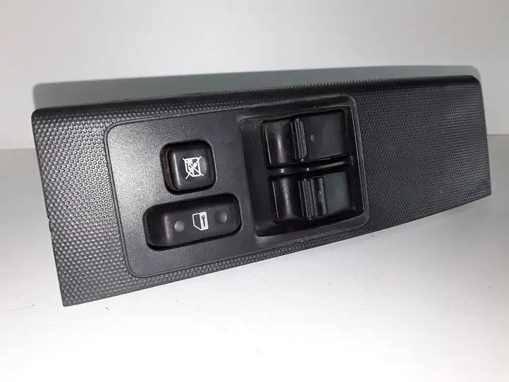 Toyota Corolla Verso E121 (2004 - 2007) 37075C130B05 Кнопка стеклоподъемников — фото 1