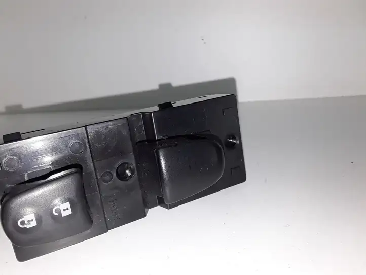 Nissan Juke I F15 (2010 - 2018) 254111KA5A Блок кнопок стеклоподъемников — фото 3
