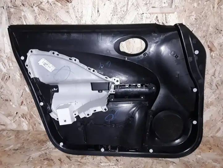 Nissan Juke I F15 (2010 - 2018) Обшивка передней двери — фото 3