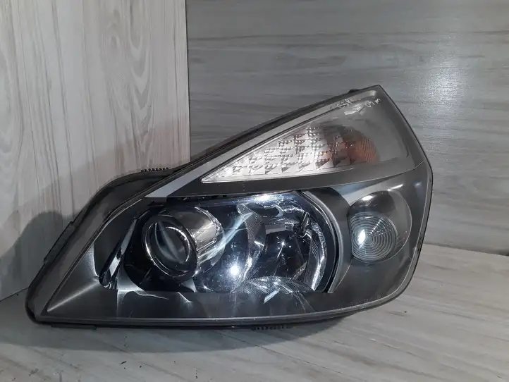Renault Espace - Grand espace IV (2004 - 2014) 15565900 Передняя фара — фото 1