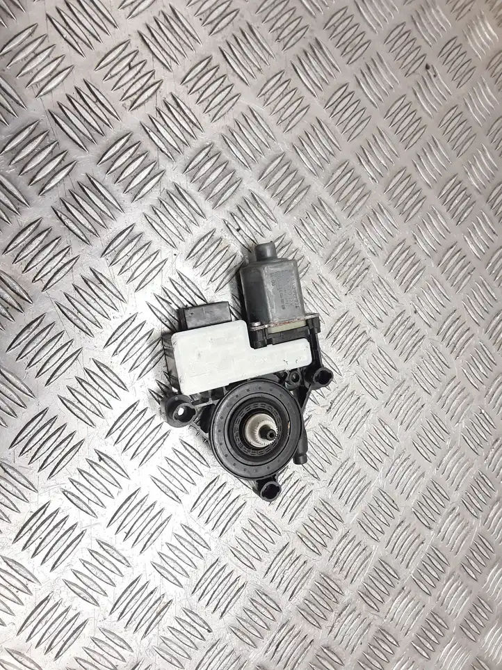 Skoda Octavia Mk3 (5E) (2013 - 2019) 5Q0959812A Стеклоподъемник задней двери — фото 1