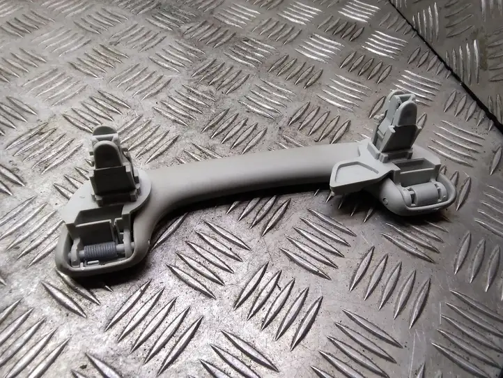 Nissan Qashqai (2010 - 2013) 8200003209 Потолочная ручка задняя — фото 4