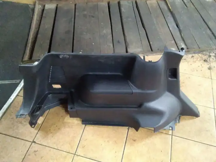 Nissan Qashqai (2010 - 2013) 84951EY10A Боковая обшивка багажника — фото 1
