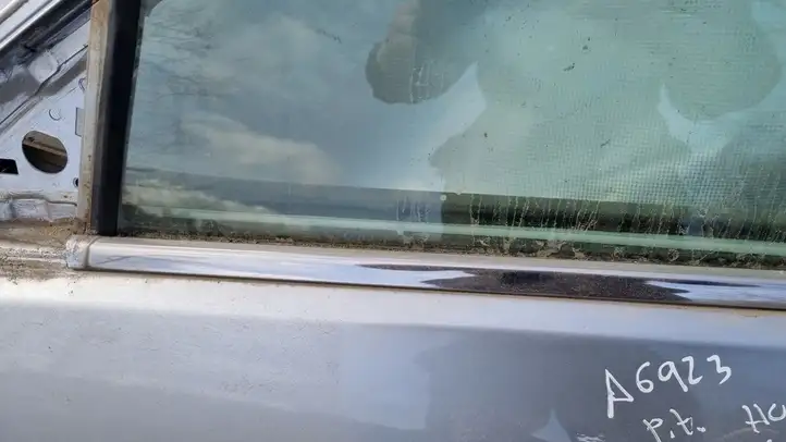 Honda Accord (2003 - 2007) Накладка стекла передней двери — фото 3