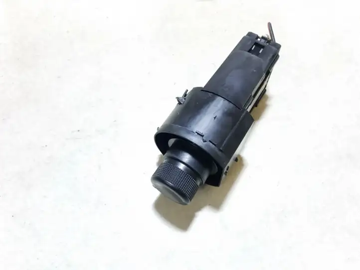Seat Ibiza III (6L) (2002 - 2008) 6l1941531ad Включатель фонарей — фото 1