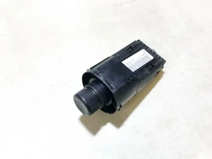 Seat Ibiza III (6L) (2002 - 2008) 6l1941531ad Включатель фонарей — фото 2