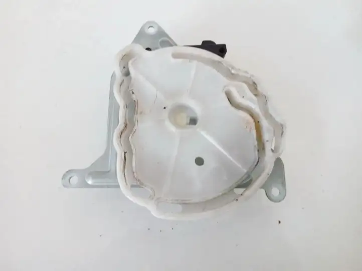 Toyota Corolla Verso AR10 (2004 - 2009) mf1138002760 Двигатель задвижки потока воздуха — фото 2