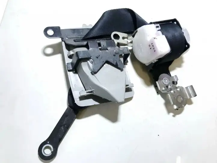 Toyota Corolla Verso AR10 (2004 - 2009) h073811 Центральный ремень безопасности — фото 1