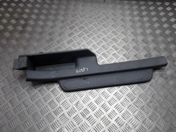 Toyota Yaris Verso (1999 - 2005) 6791352030 Внутренняя отделка переднего порога — фото 1