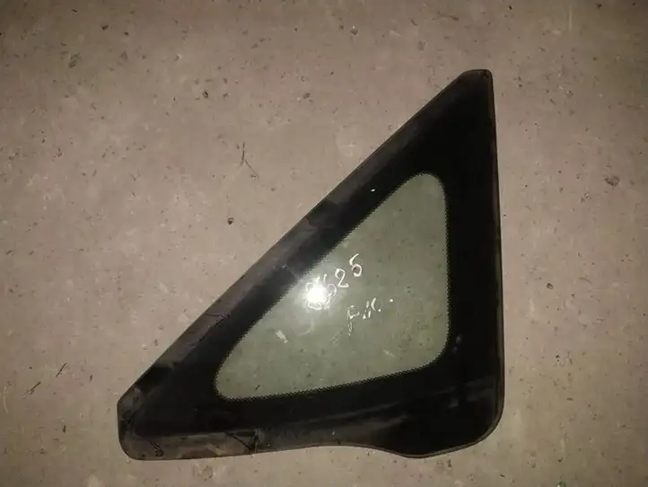 Honda FR-V (2004 - 2009) Треугольное стекло кузова — фото 1
