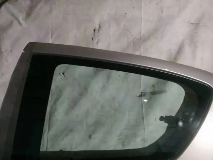 Toyota Aygo AB10 (2005 - 2008) Стекло задней двери — фото 1