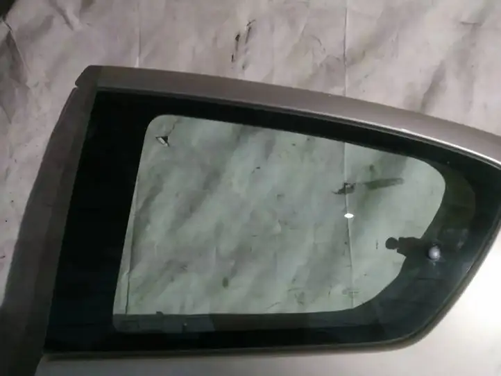 Toyota Aygo AB10 (2005 - 2008) Стекло задней двери — фото 2