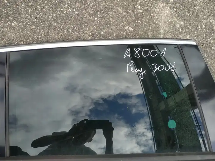 Peugeot 3008 I (2008 - 2015) Стекло задней двери — фото 1