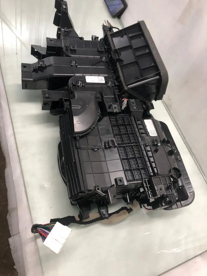 Renault Megane E-Tech (2022 - ) 272985mz2a Комплект микрофильтров воздуха — фото 3