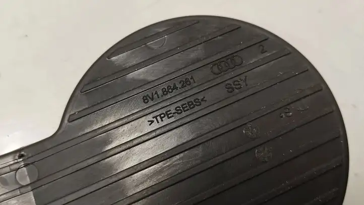Audi A3/S3 8V (2012 - 2016) 8v1864261 Коврик выдвижного ящика — фото 2