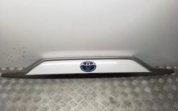 Toyota RAV 4 (XA50) (2018 - ) 7680142240 Подсветка номера — фото 1