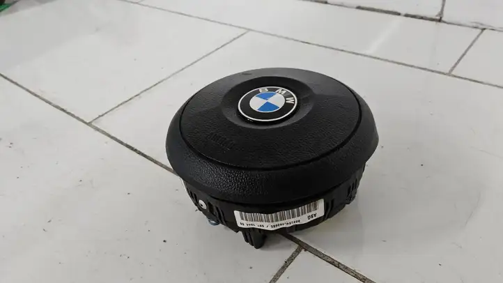 BMW 5 E60 E61 (2004 - 2010) 607384400 Подушка безопасности руля — фото 3