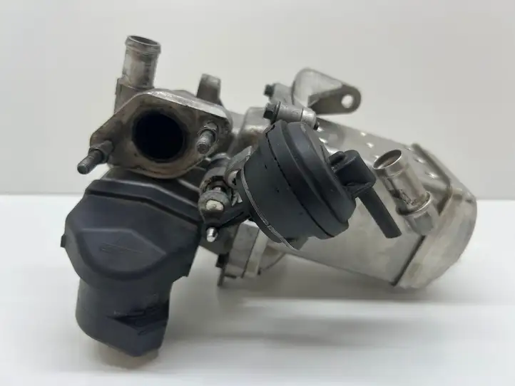 Volvo S60 (2013 - 2018) 31422378 Охладитель клапана EGR — фото 7