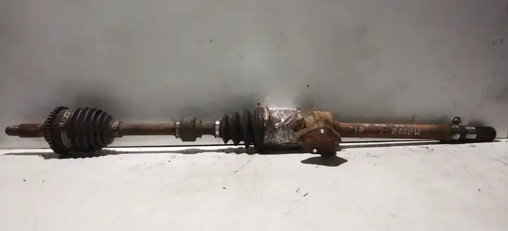 Mazda 6. (2005 - 2007)   Передняя полуось